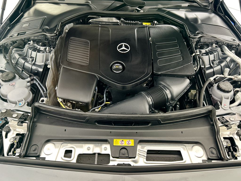 Thumbnail: 2025 Mercedes-Benz C-Class - 28