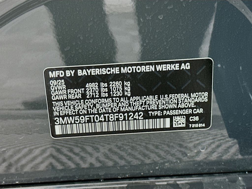 Thumbnail: 2026 BMW 3 Series - 24