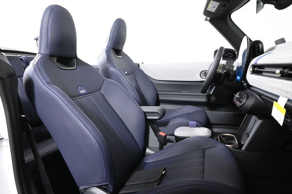 Thumbnail: 2026 MINI Cooper - 27