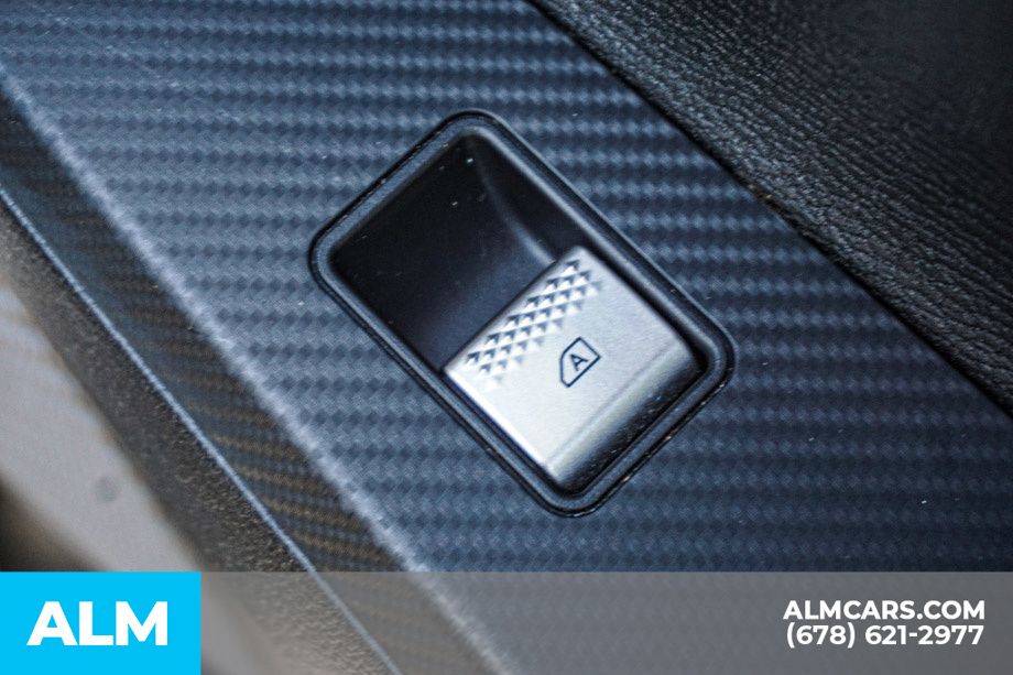 Used 2025 Gray Mitsubishi SE image 59