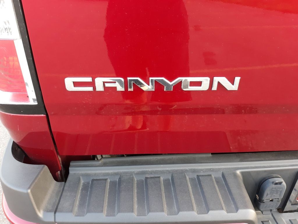 2018 GMC Canyon Denali 48