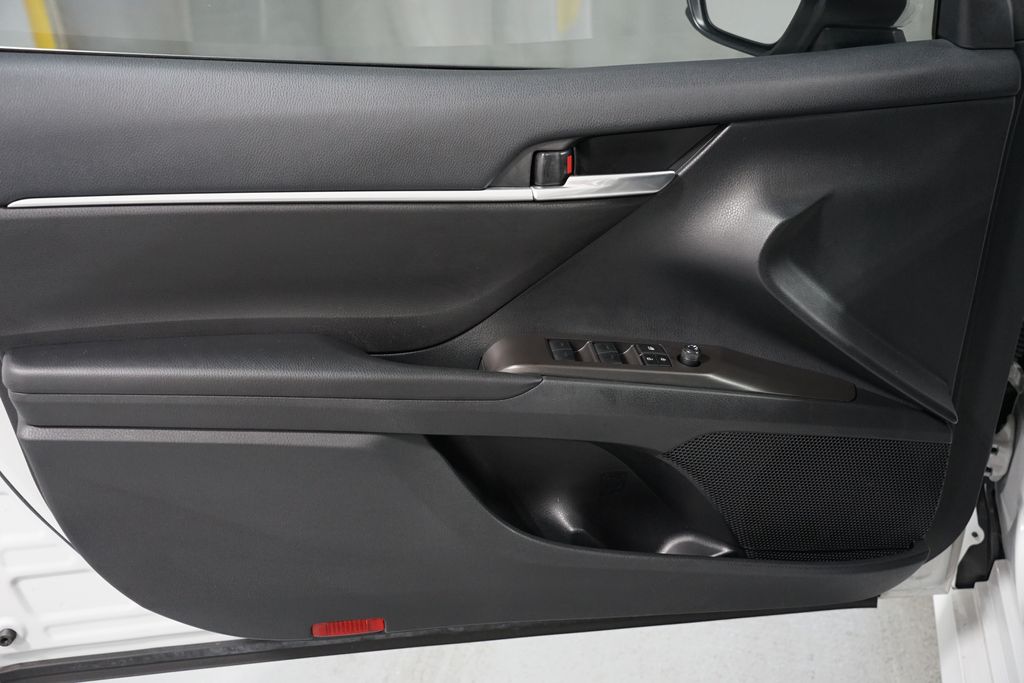 Thumbnail: 2023 Toyota Camry - 27