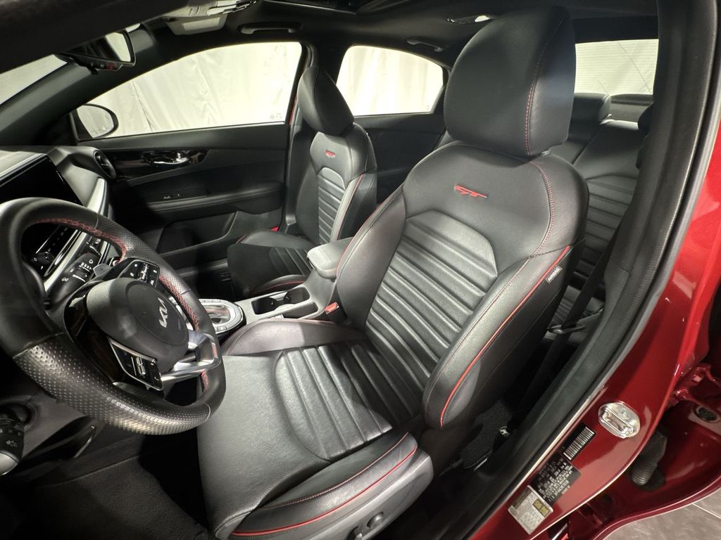 2024 Kia Forte GT photo 15