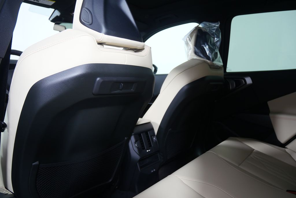 Thumbnail: 2026 BMW X3 - 16