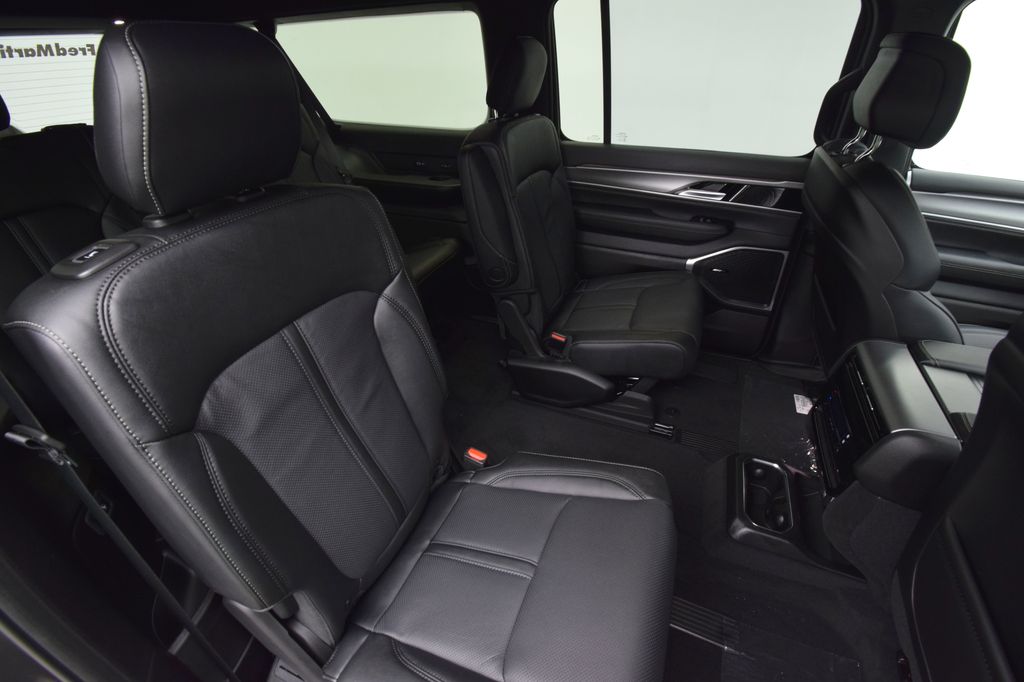 new 2026 Jeep Grand Wagoneer L car, priced at $71,236