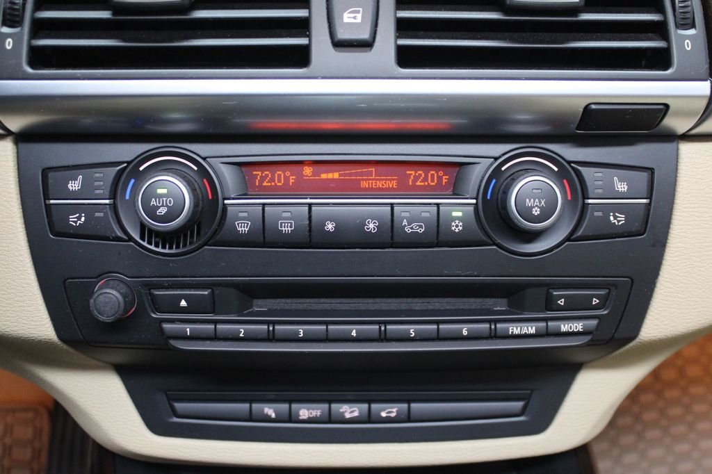 2012 BMW X5 xDrive35i 16