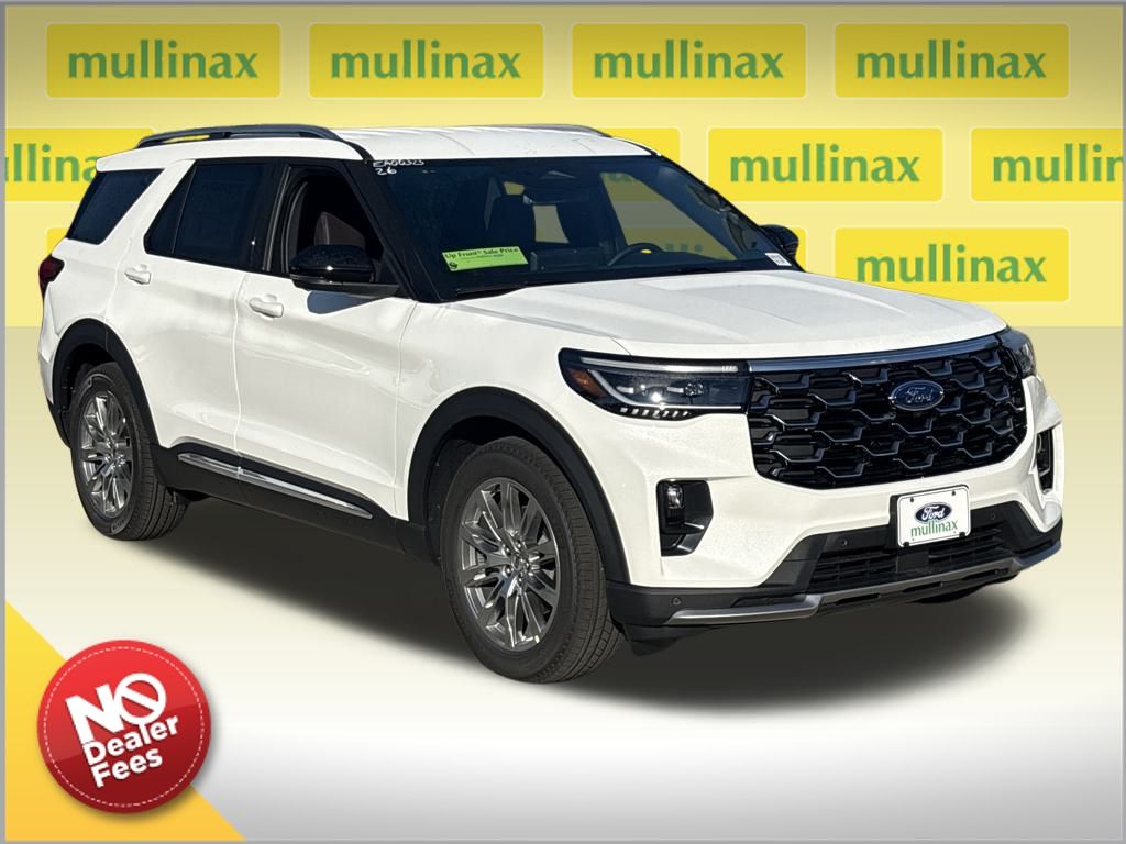 2026 Ford Explorer Platinum's photo