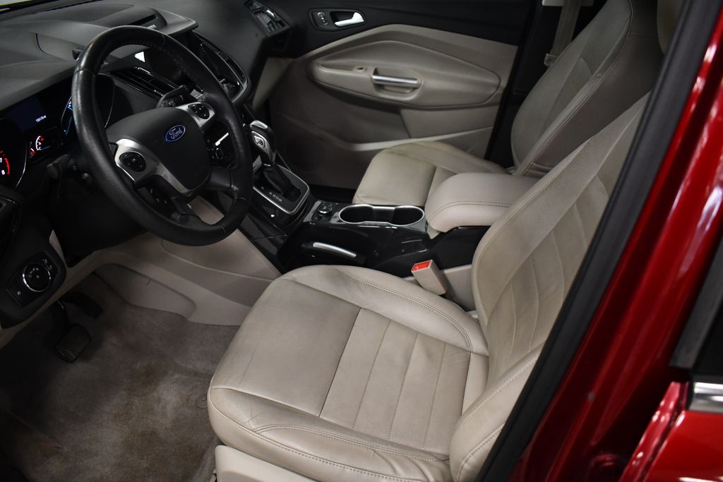 Thumbnail: 2014 Ford Escape - 29