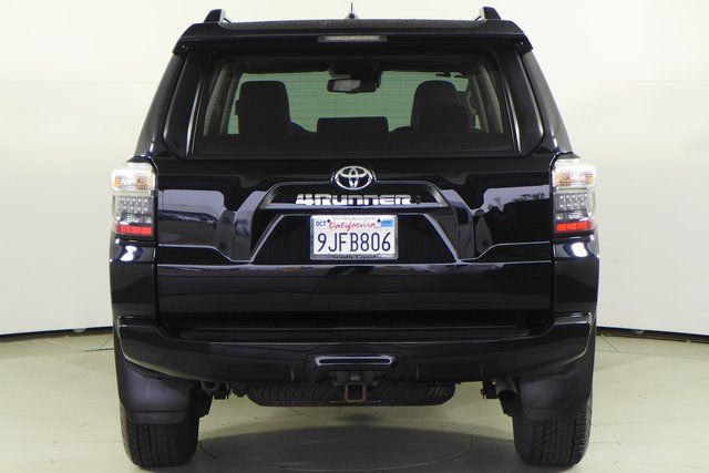 2022 Toyota 4Runner SR5 Premium 8