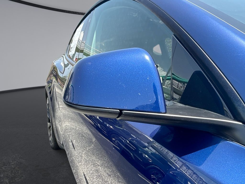 Thumbnail: 2023 Tesla Model Y - 28