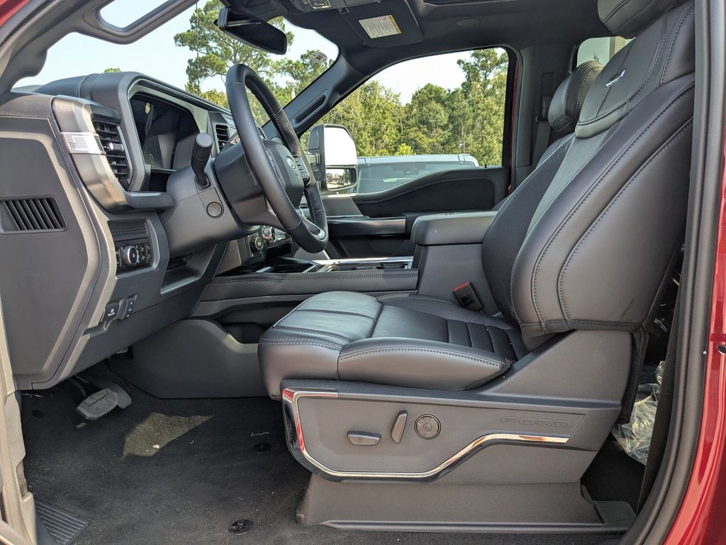 2026 Ford Super Duty F-350 SRW Platinum