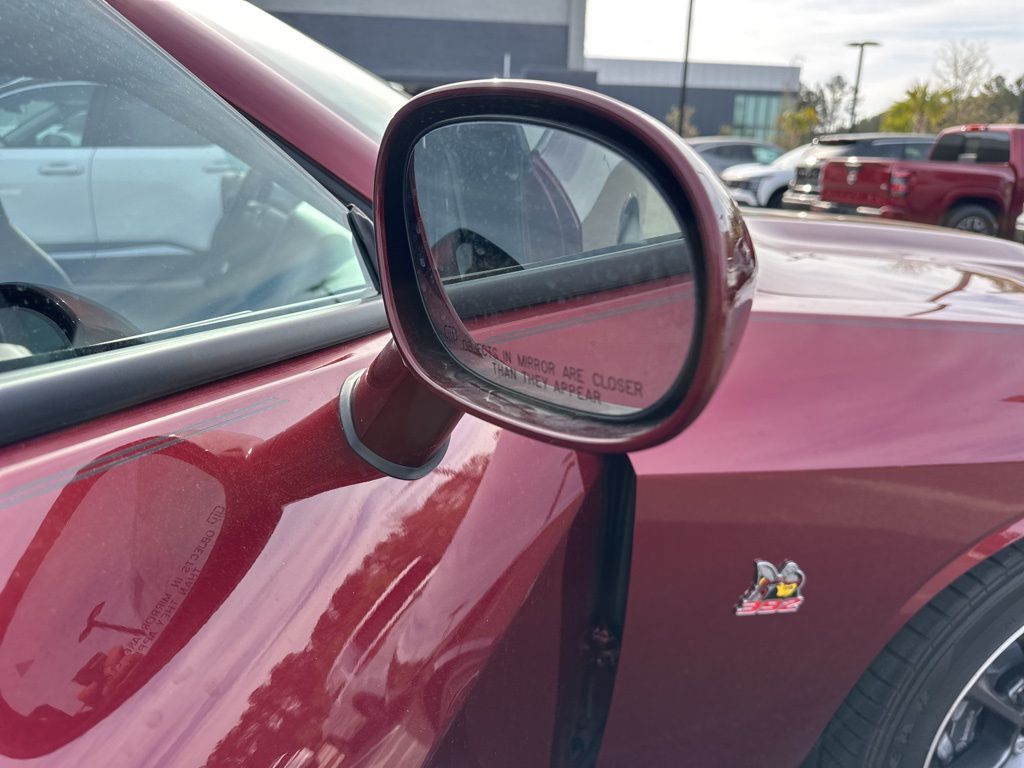 2023 Octane Red Pearlcoat Dodge Challenger R/T Scat Pack RWD Coupe