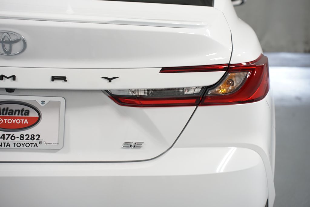 Thumbnail: 2025 Toyota Camry - 10