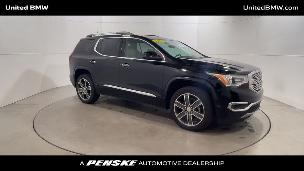 2019 GMC Acadia Denali 2