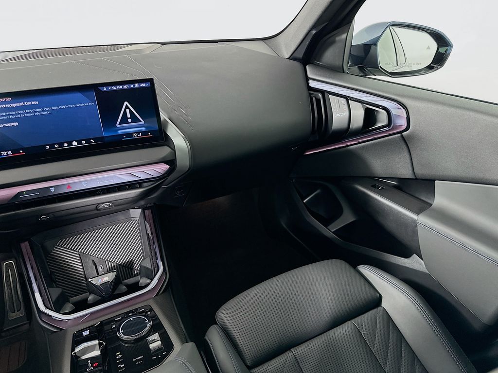 Thumbnail: 2025 BMW X3 - 22