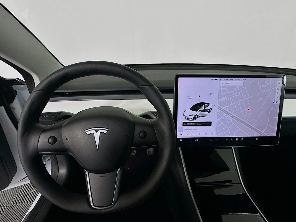 2020 Tesla Model 3 Standard Range 10
