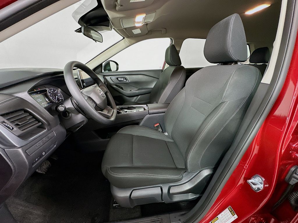 Thumbnail: 2025 Nissan Rogue - 20