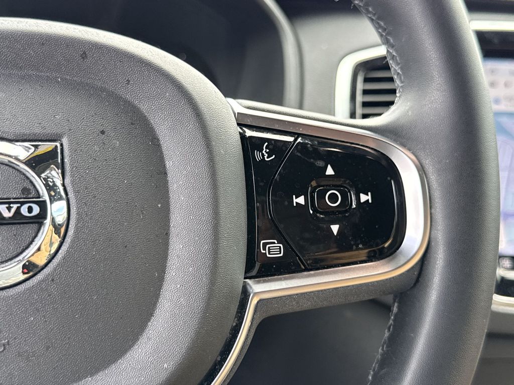 Thumbnail: 2023 Volvo XC90 - 27