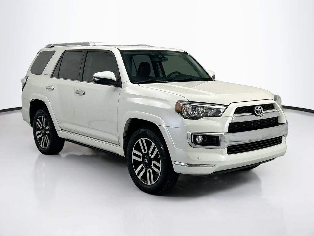 Thumbnail: 2016 Toyota 4Runner - 3