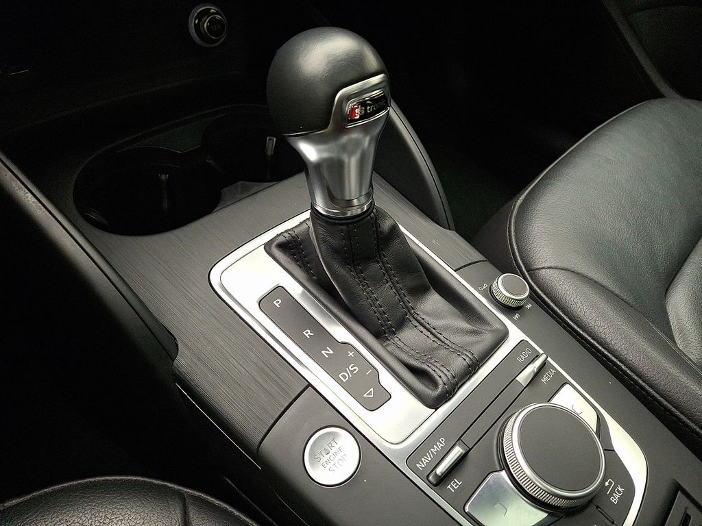 Thumbnail: 2017 Audi A3 - 15