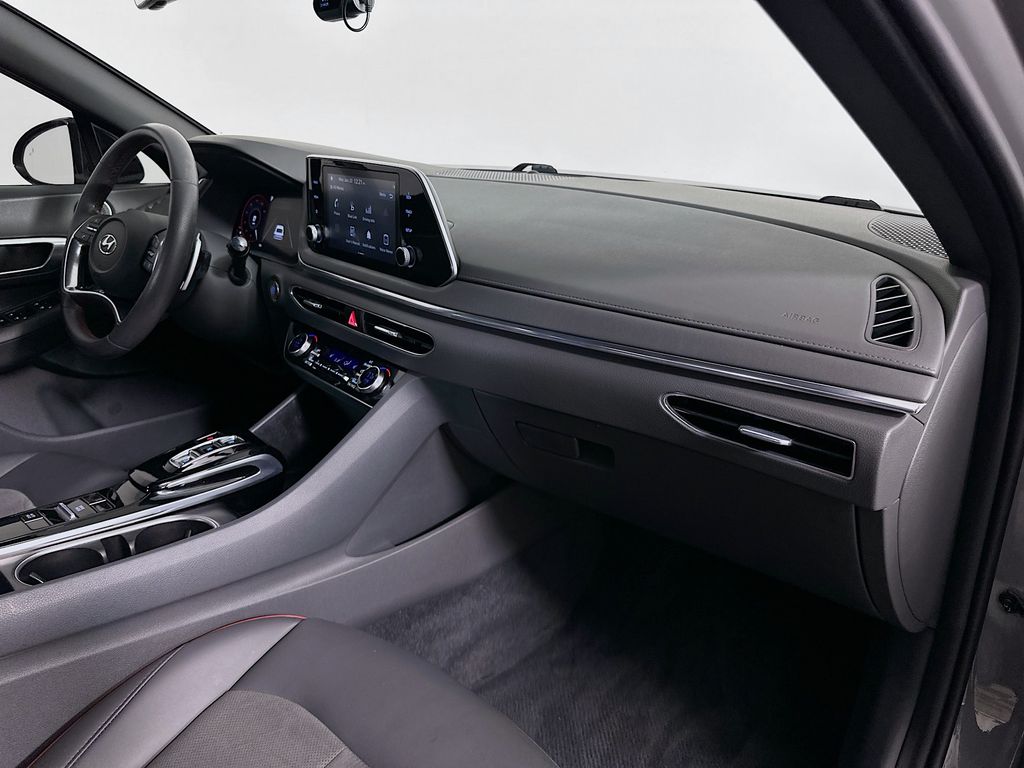 Thumbnail: 2020 Hyundai Sonata - 28