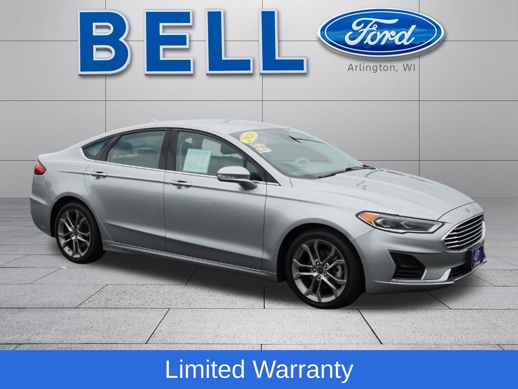 Iconic Silver Metallic 2020 Ford Fusion Sedan Front-Wheel Drive 6-Speed Automatic