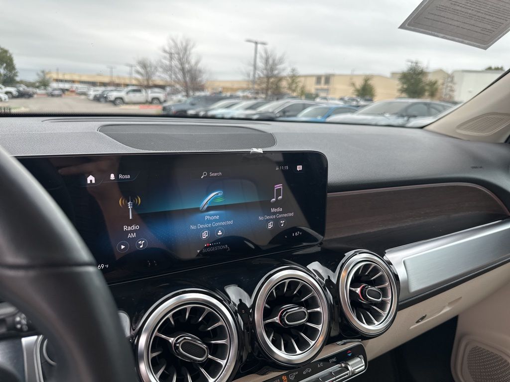 Used Car 2023 Mercedes-benz Glb  Glb 250 For Sale Under $35,000 In Austin, Texas