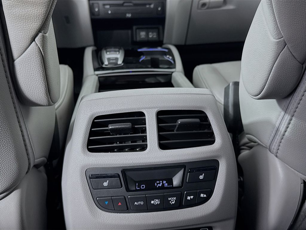 Used Car 2019 Honda Pilot  Touring For Sale Under $25,000 In Austin, Texas