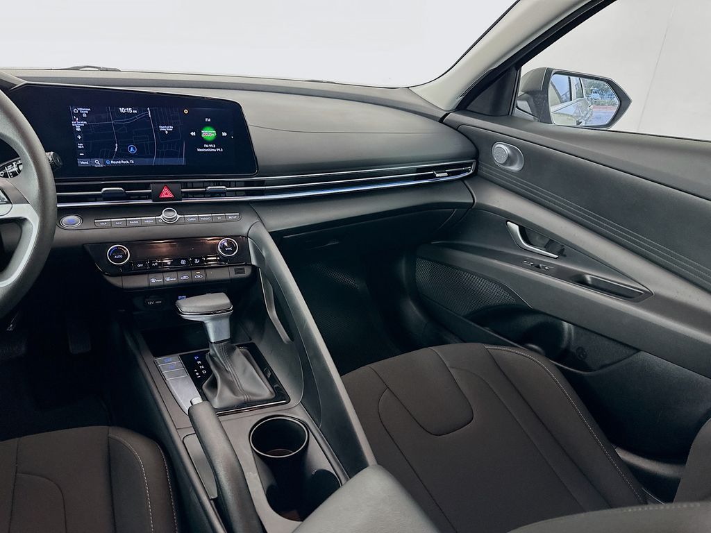 Thumbnail: 2024 Hyundai Elantra - 23