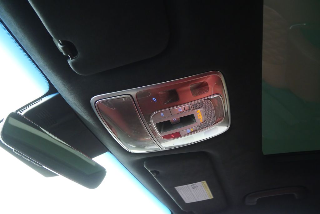 Thumbnail: 2024 Genesis GV70 - 24