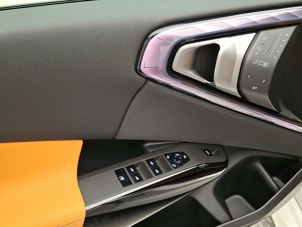 Thumbnail: 2026 BMW X3 - 12