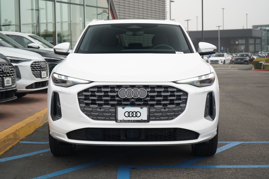 Thumbnail: 2025 Audi Q5 - 5