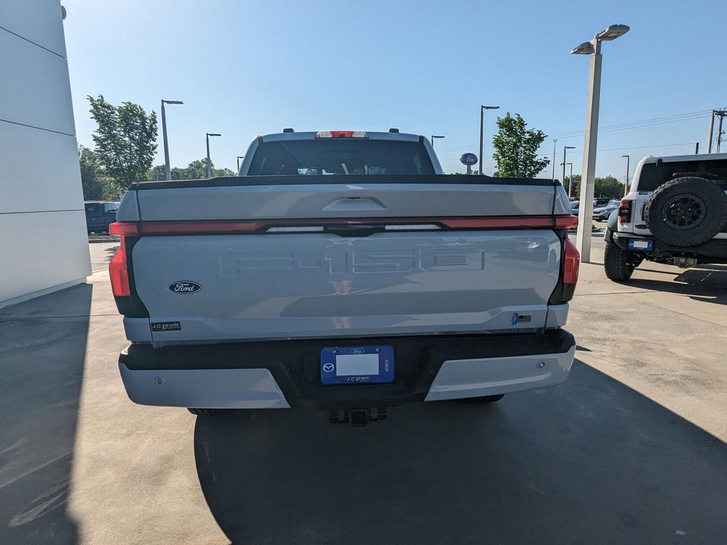 2025 Ford F-150 Lightning Lariat