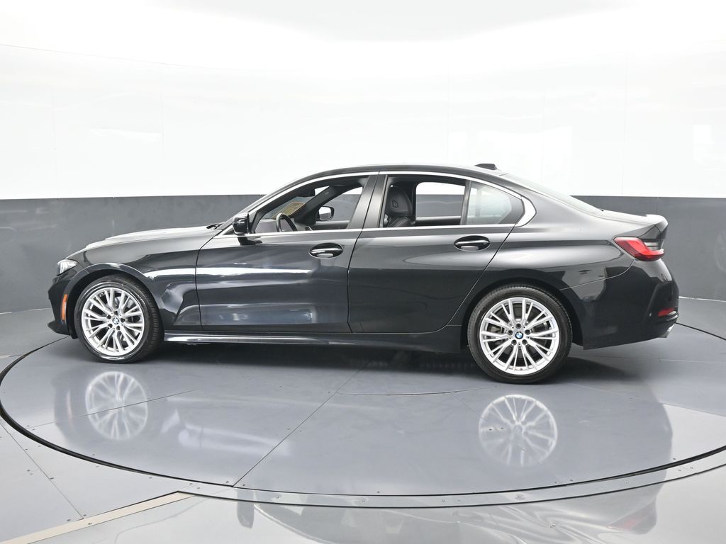 Used 2024 BMW 3 Series 330i with VIN 3MW69FF01R8E39542 for sale in Miami, FL