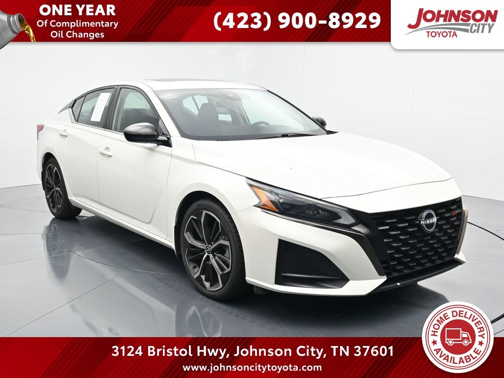 2023 Nissan Altima 2.5 SR FWD