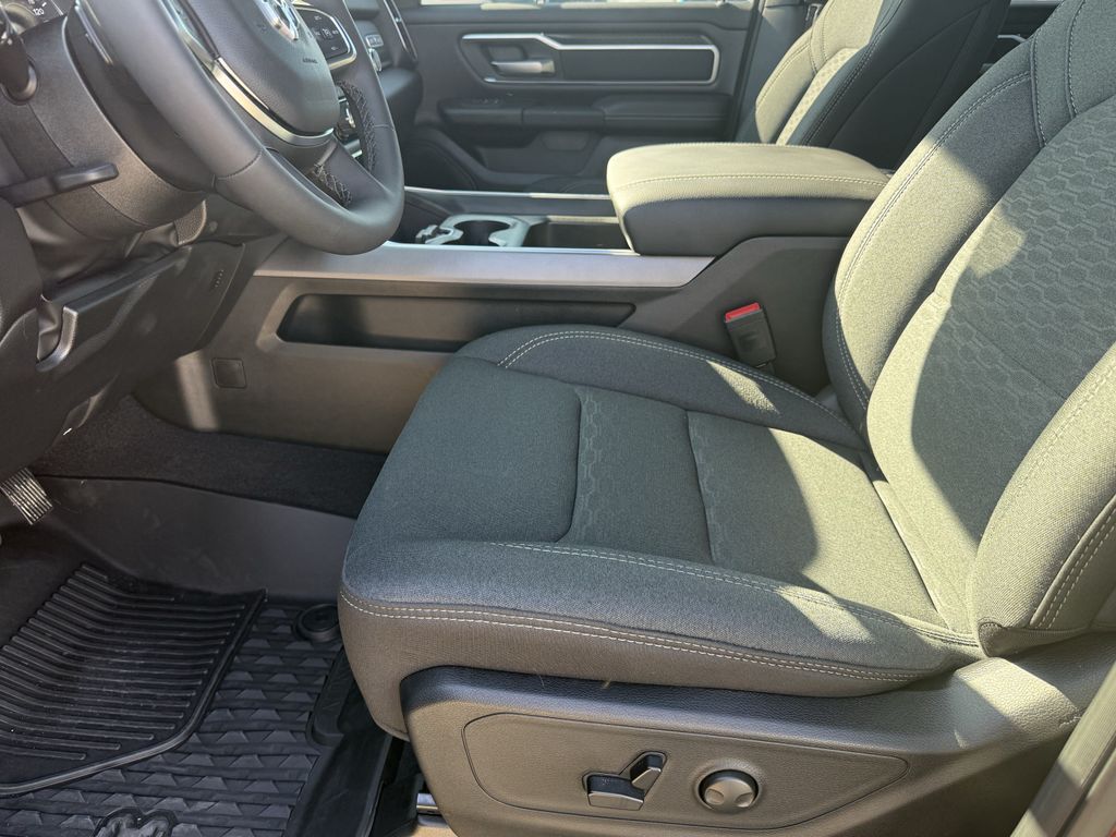 2025 Ram 1500 Big Horn/Lone Star - 11