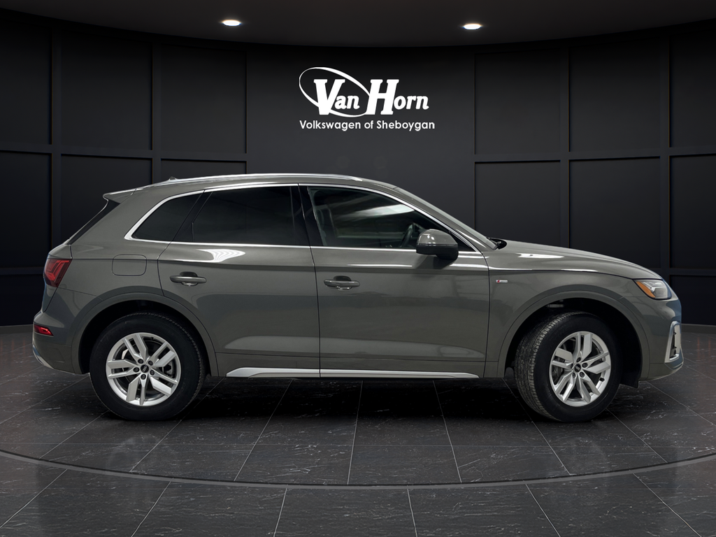 Used 2023 Chronos Gray Metallic Audi 45 S line Premium image 2