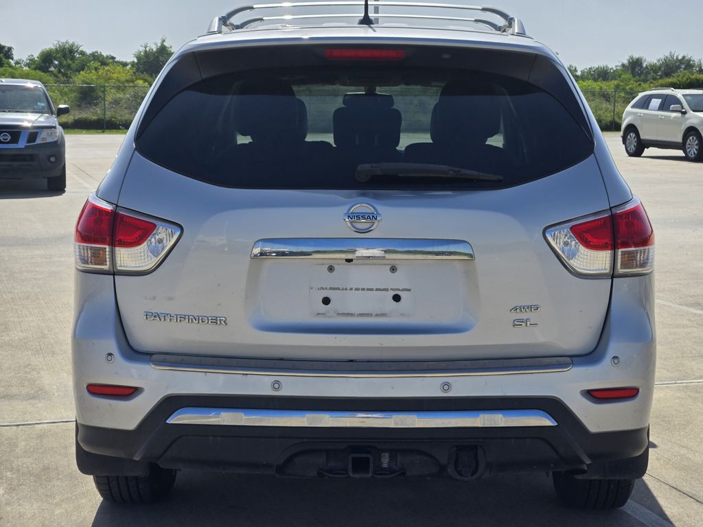 2016 Nissan Pathfinder SL Silver at Bravo Nissan