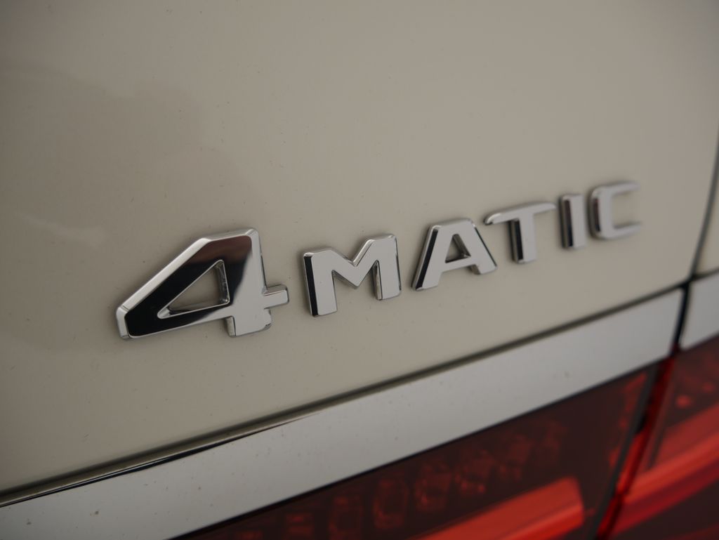 Thumbnail: 2022 Mercedes-Benz S-Class - 10