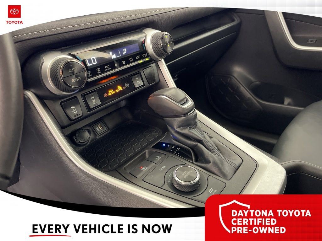 2023 Toyota RAV4 XLE Premium - Photo 25