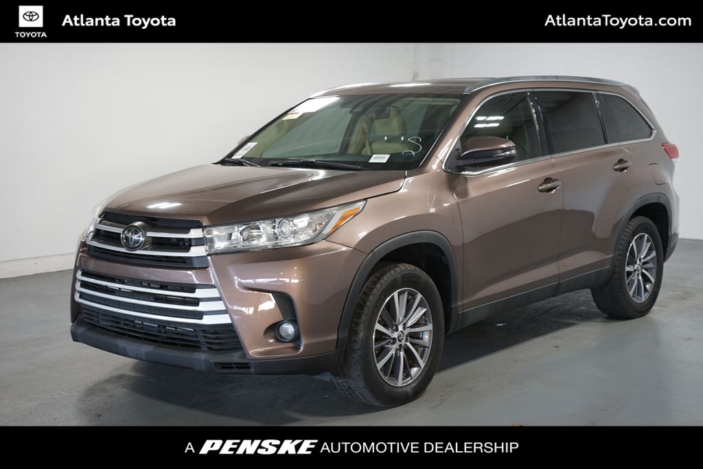 Thumbnail: 2019 Toyota Highlander - 1