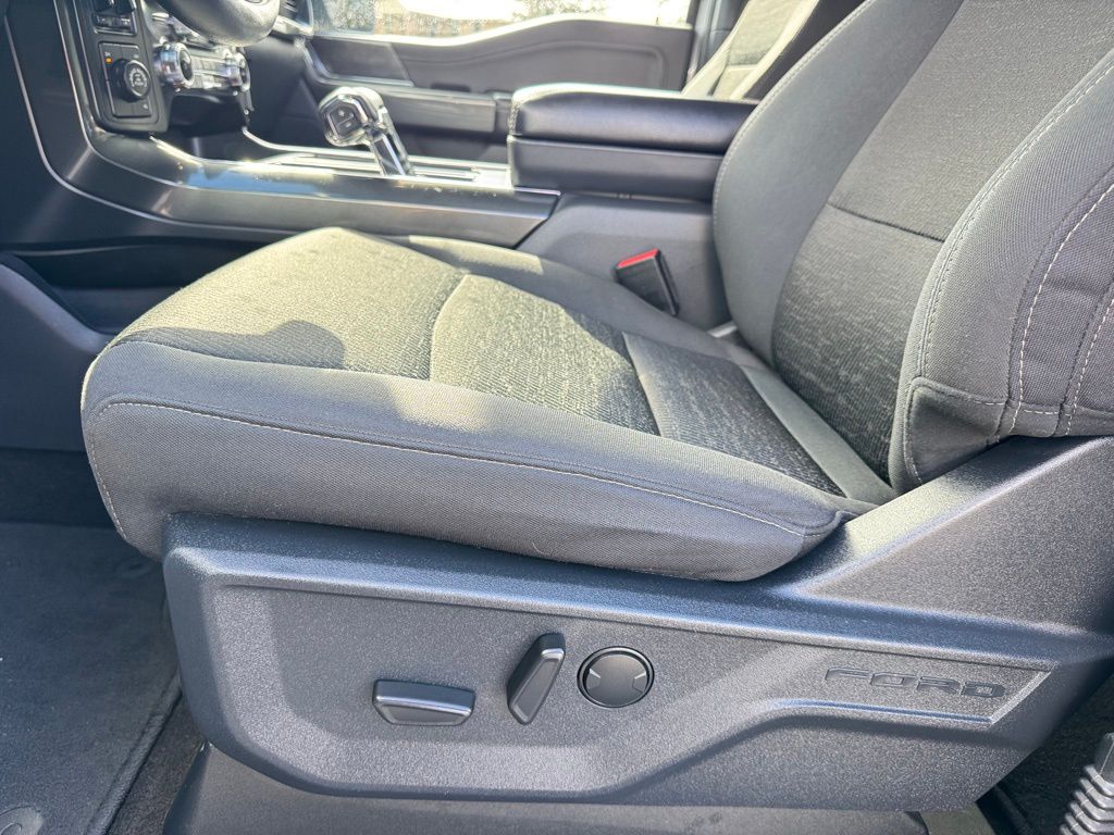 2022 Ford F-150 XLT photo 33