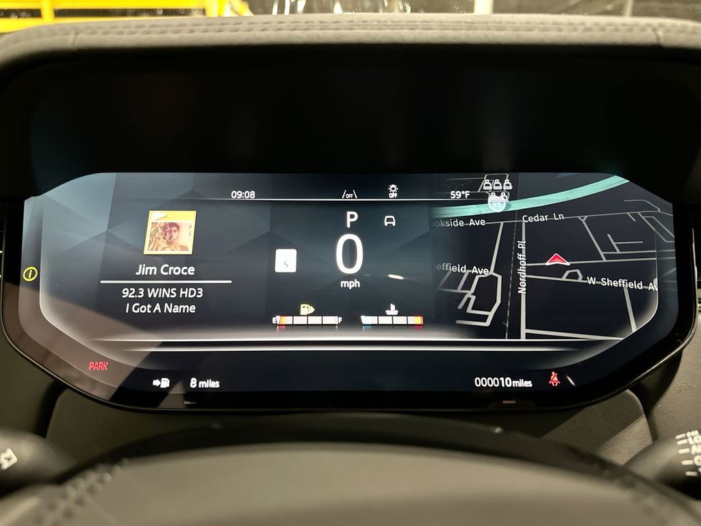 Thumbnail: 2026 Land Rover Range Rover - 15