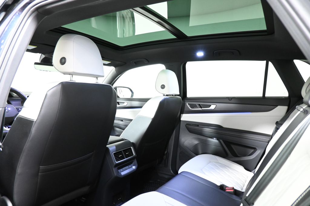 2024 Volkswagen Atlas SEL 32