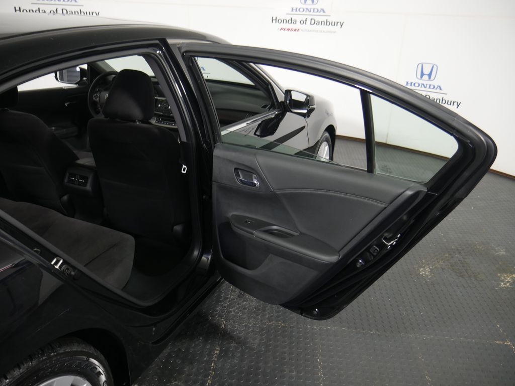 Thumbnail: 2015 Honda Accord - 8