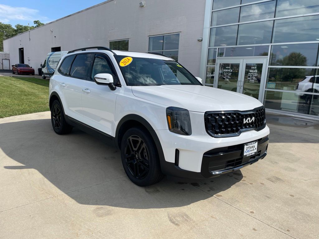 Glacial White Pearl 2024 Kia Telluride SUV / Crossover All-Wheel Drive 8-Speed Automatic