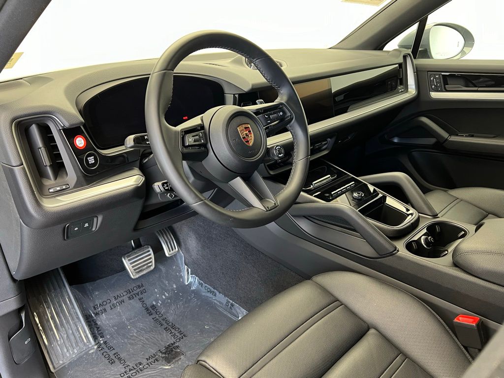 2024 Porsche   4