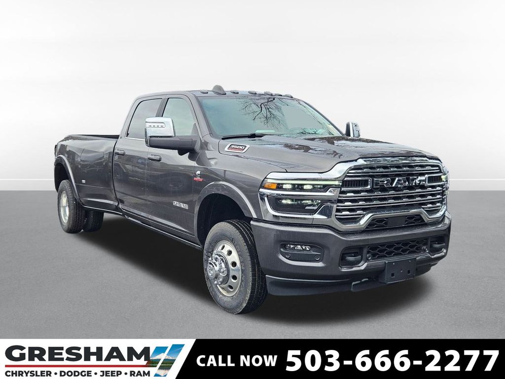 2026 RAM 3500 Limited Crew Cab LB DRW 4WD