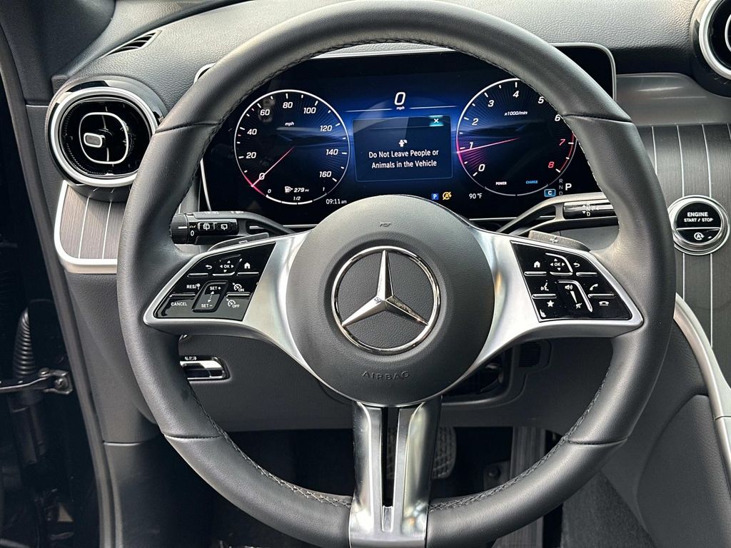 Thumbnail: 2026 Mercedes-Benz GLC - 23