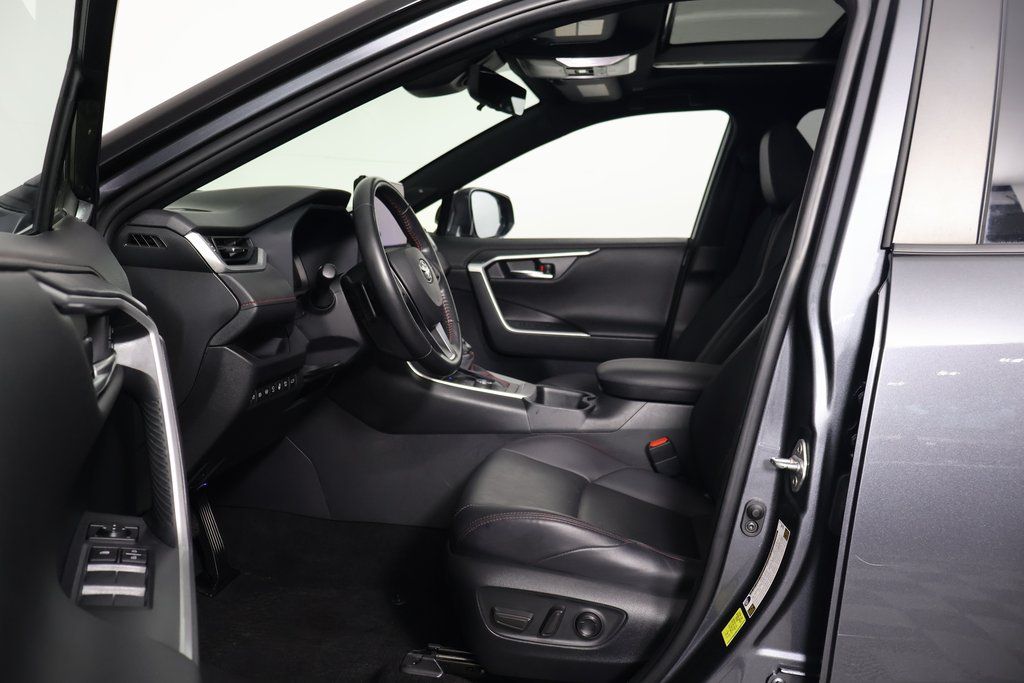 Thumbnail: 2023 Toyota RAV4 - 10